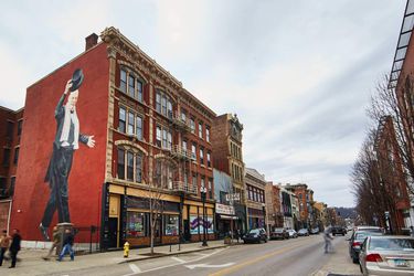 Cincinatti street scene