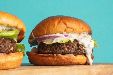 Hot Sauce-Spiked Mushroom Veggie Burger