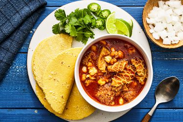 Overhead view of menudo rojo