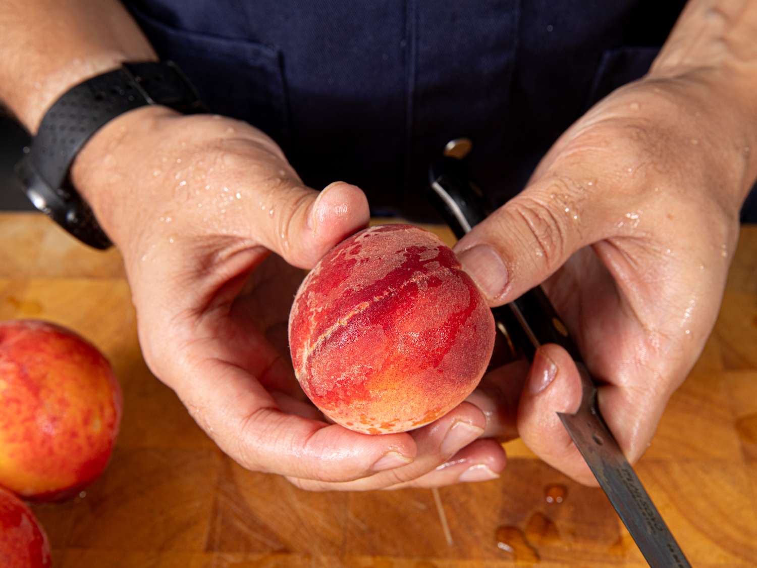 Overhead view showing the seam of the peach