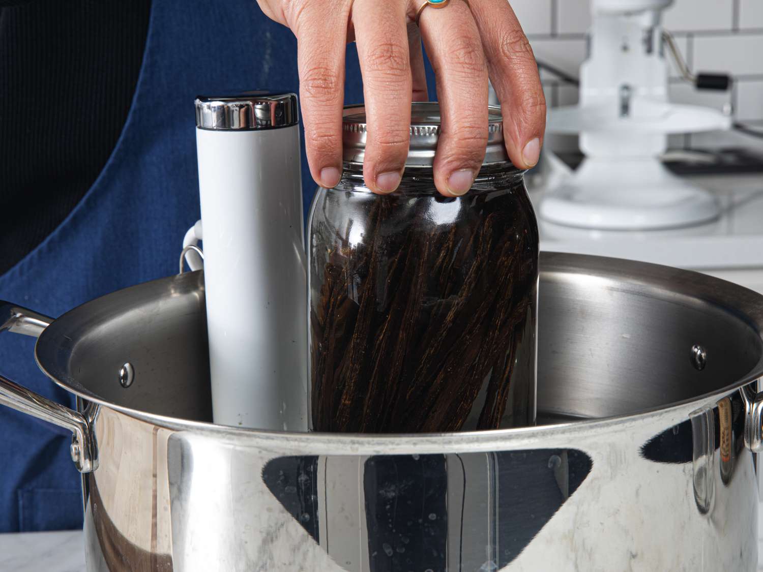 Placing Vanilla Beans in jar into a sous vide bath